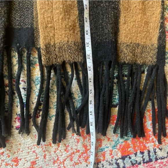 Nasty Gal Don't Need The Tassel Oversized Check Jacket - Picture 6 of 7